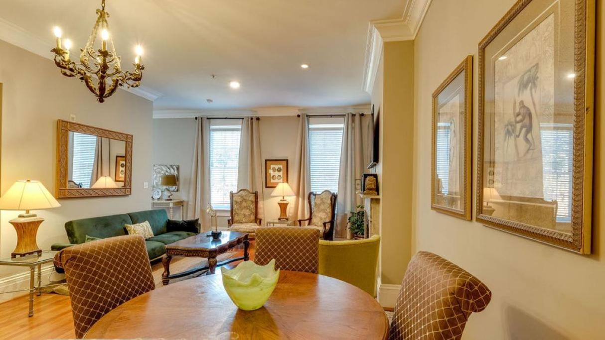 201 York #3 - Homey Downtown 2 Bedroom Steps From The River Savannah Exteriör bild